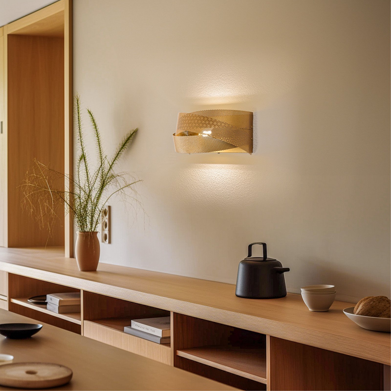 Euluna Aplică de perete Tornado auriu - Camera de zi / sufragerie - Modern - Metal