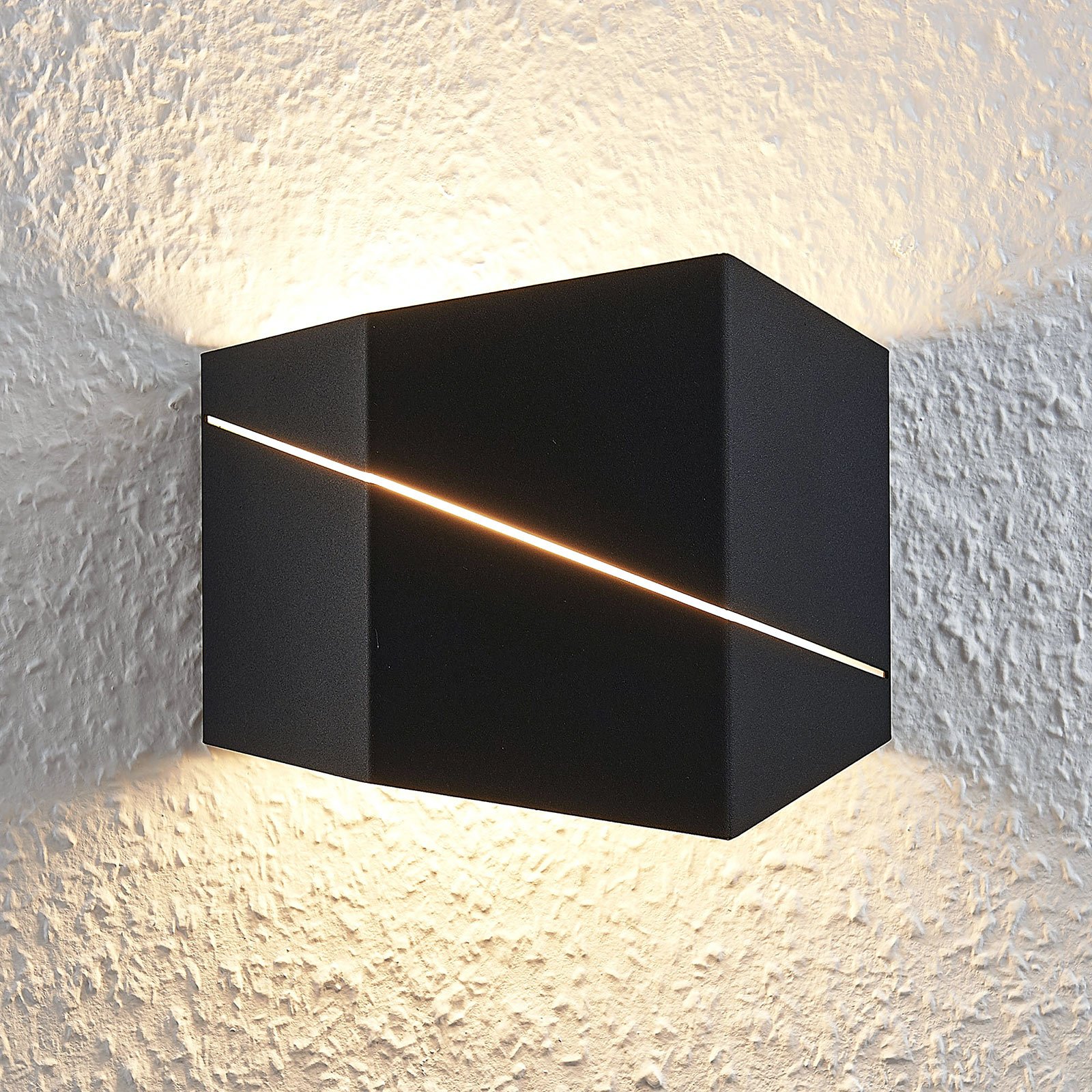 LED-Wandleuchte Nikolae, 18 cm, schwarz