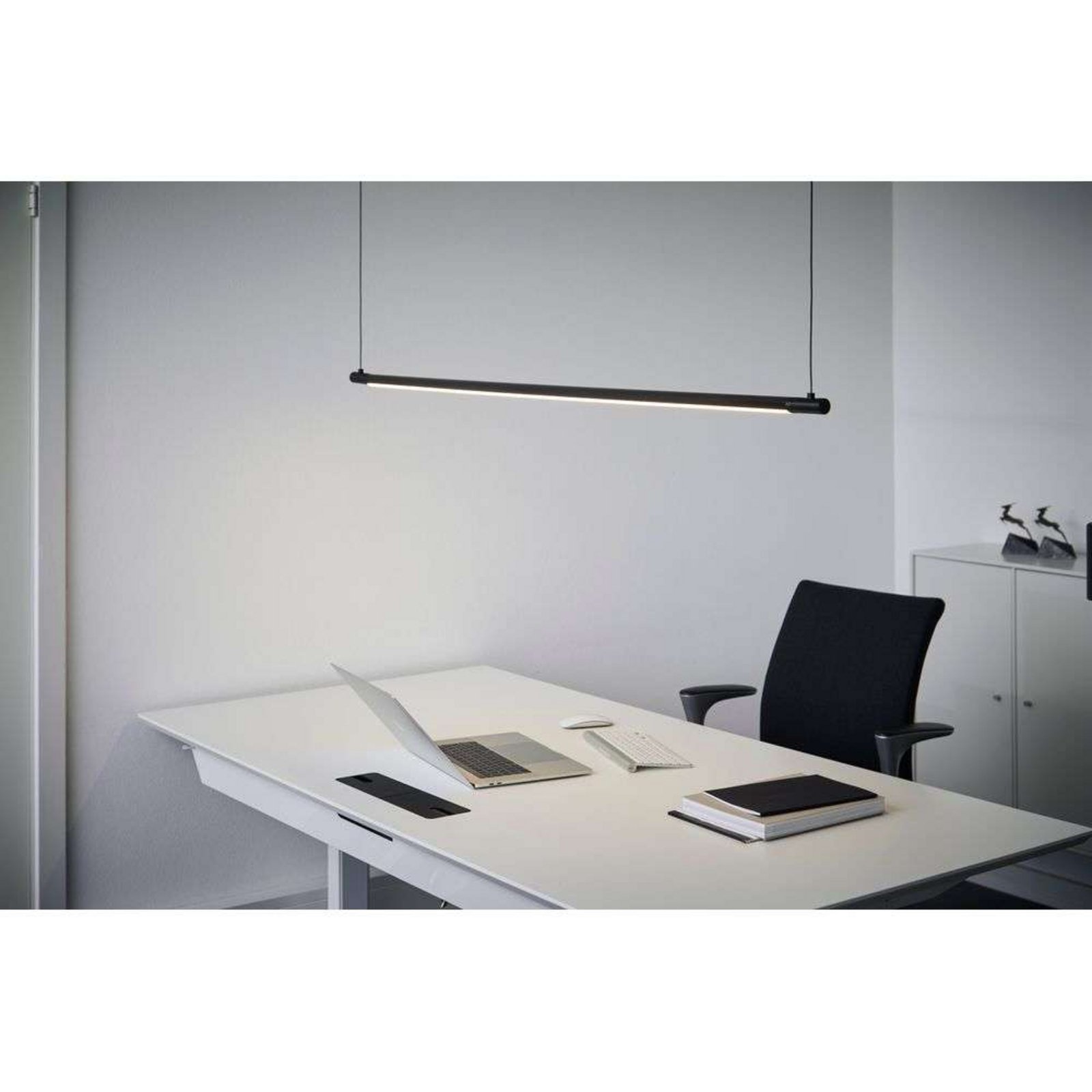 Straw 200 Pendant Black - Loom Design