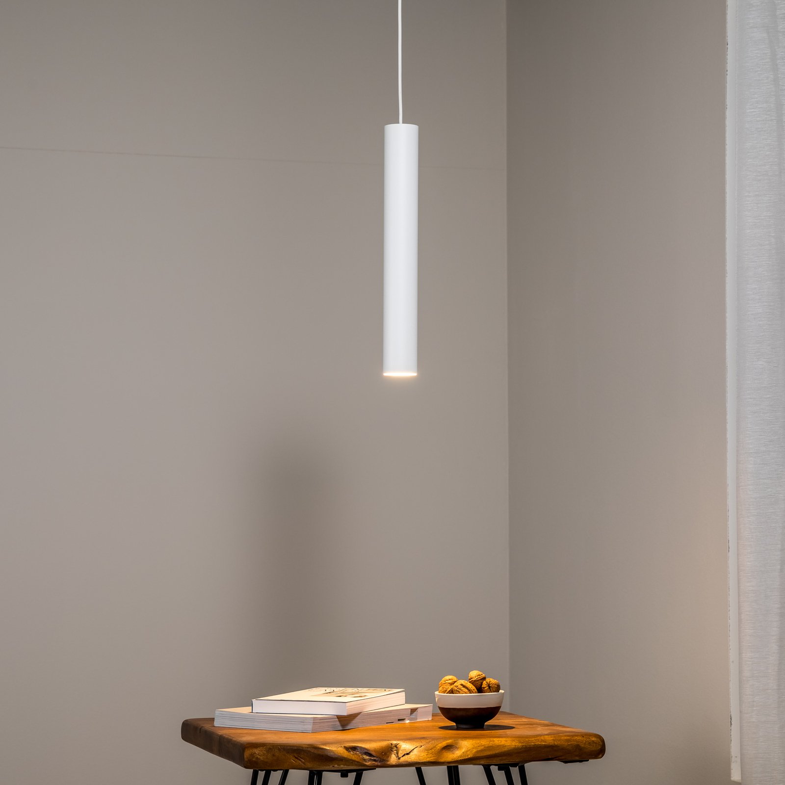 Eye pendant light, 1-bulb, white, shade height 40 cm