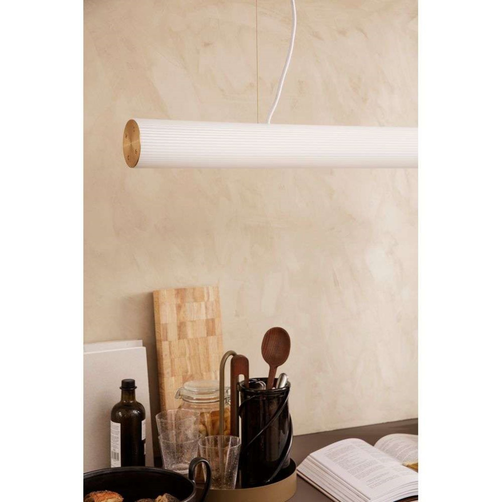 Vuelta Lustră Pendul 60 White/Brass - ferm LIVING