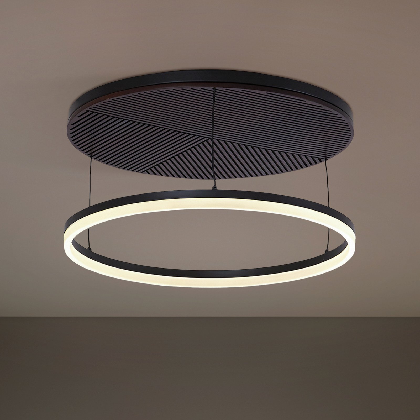 Lucande LED stropní svítidlo Orven, černá/dřevo, Ø50cm, stmívatelné
