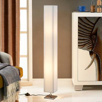 Witte stoffen vloerlamp Janno