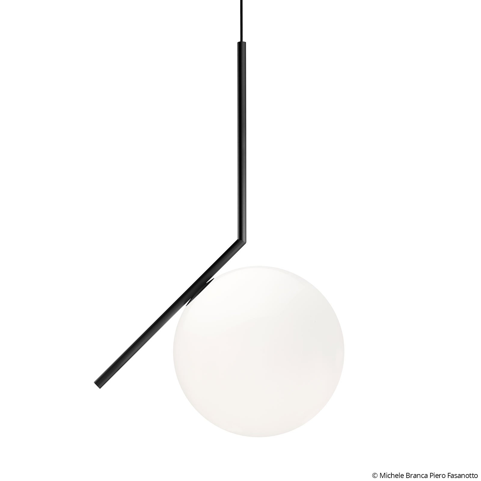 Дизайнерска висяща лампа FLOS IC S2, черна Ø 30 cm