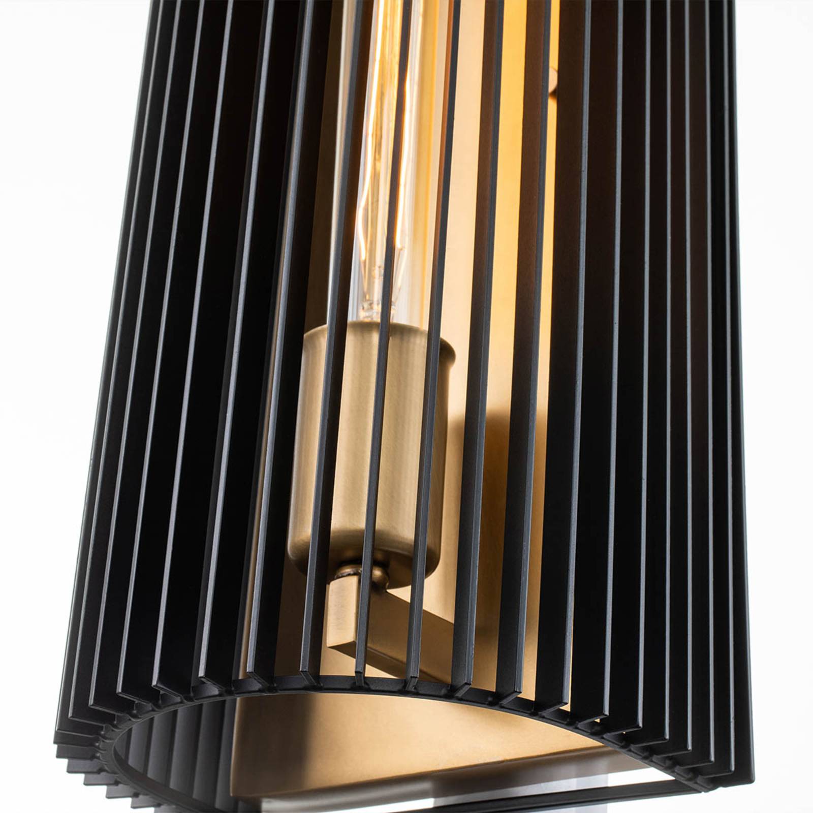 Photos - Chandelier / Lamp Quintiesse Linara wall light, black/brass, one-bulb 