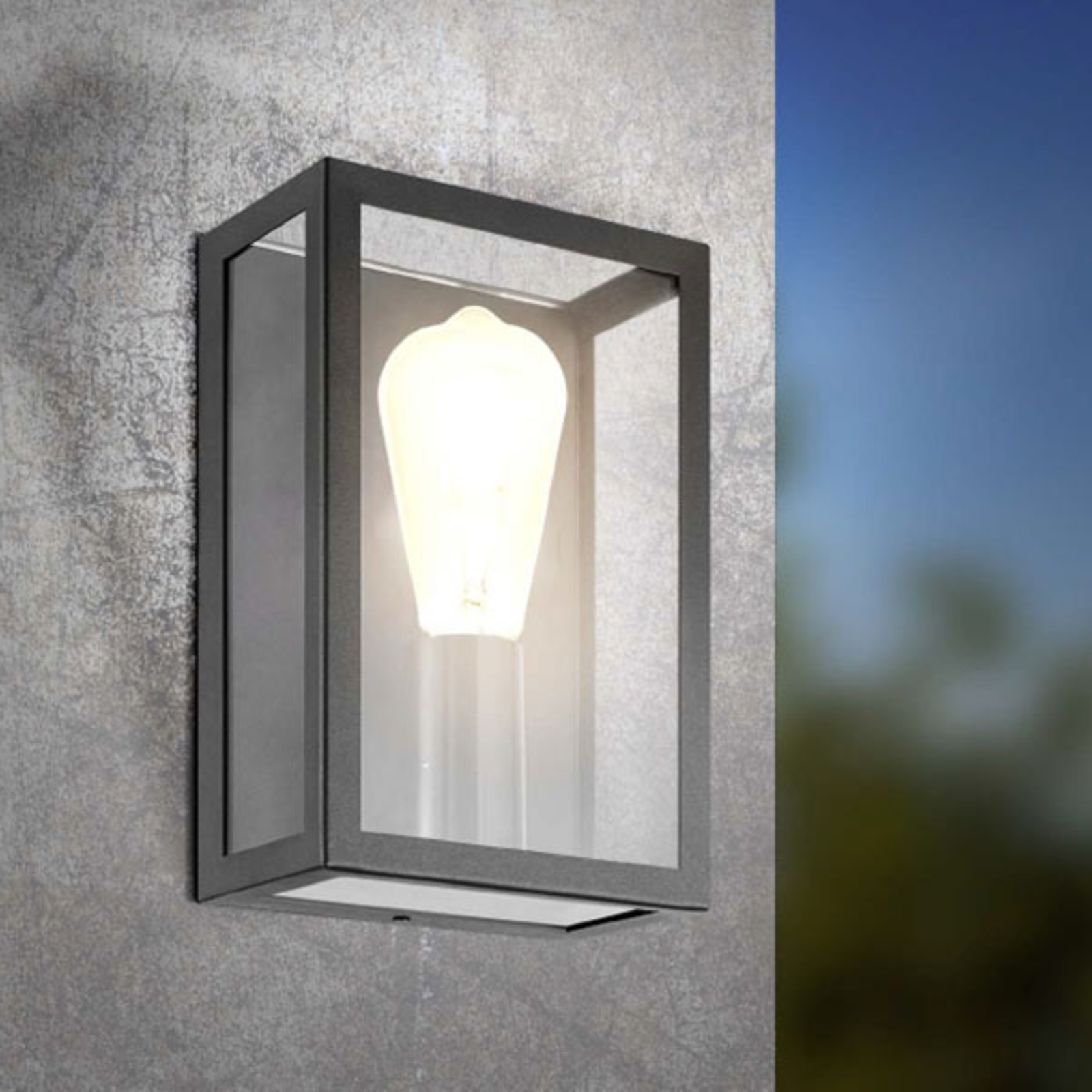 LED bulb E27 4 W filament amber day/night sensor