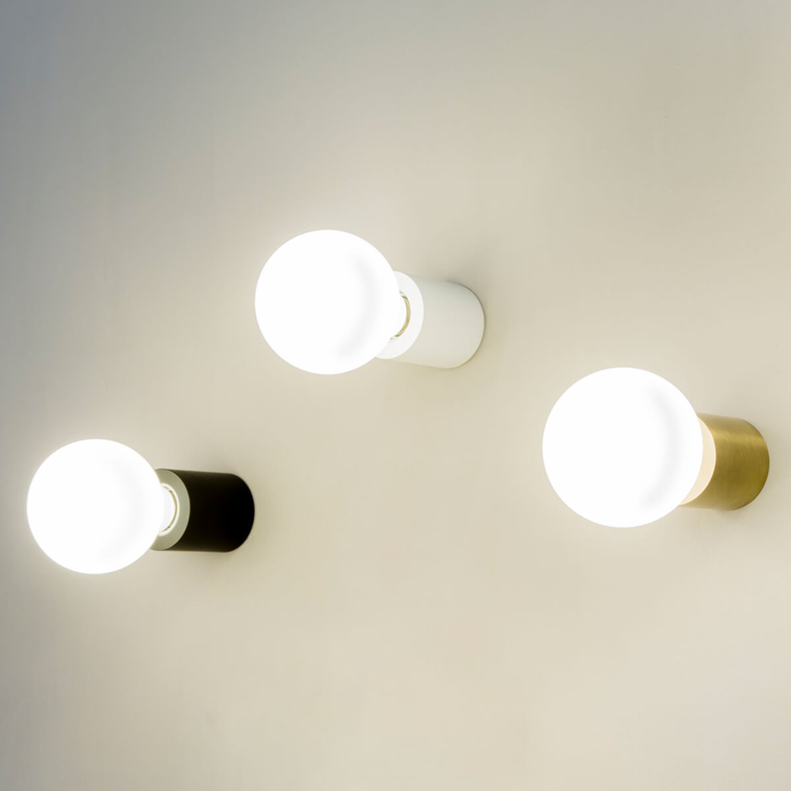 Ten - minimalist wall light, satin gold