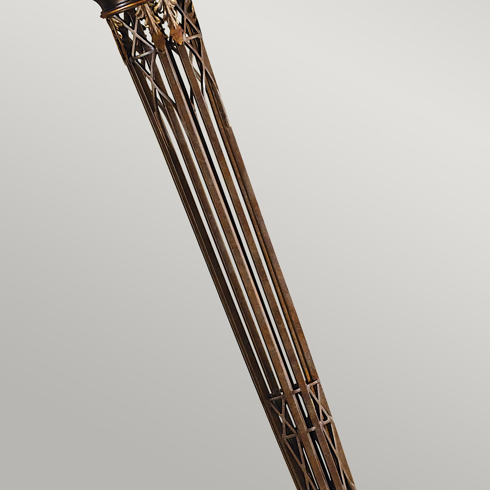 Opera gulvlampe, brunet guld, højde 189 cm – FEISS
