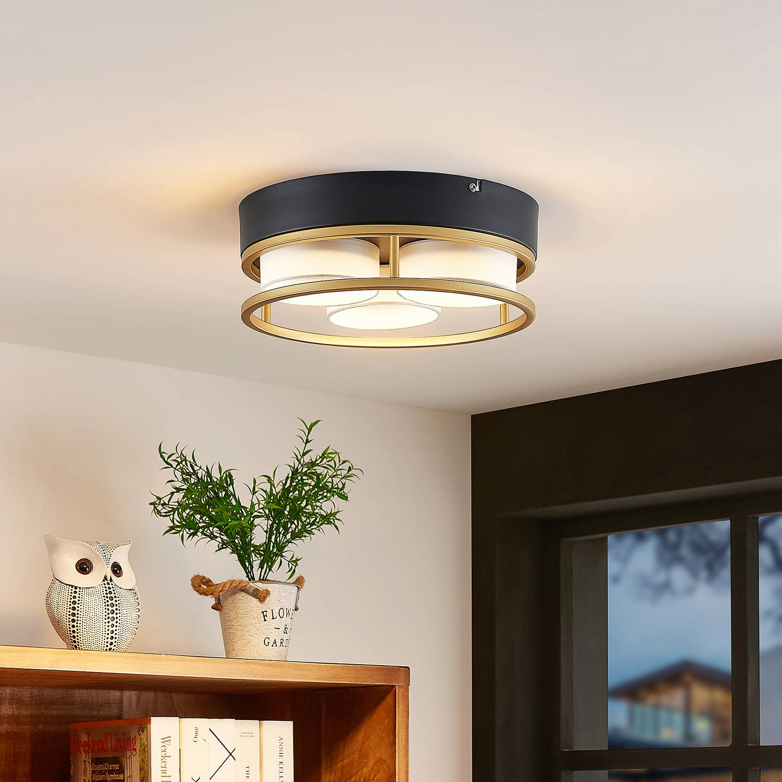 Lindby Bymera plafonnier LED rond 3 lampes