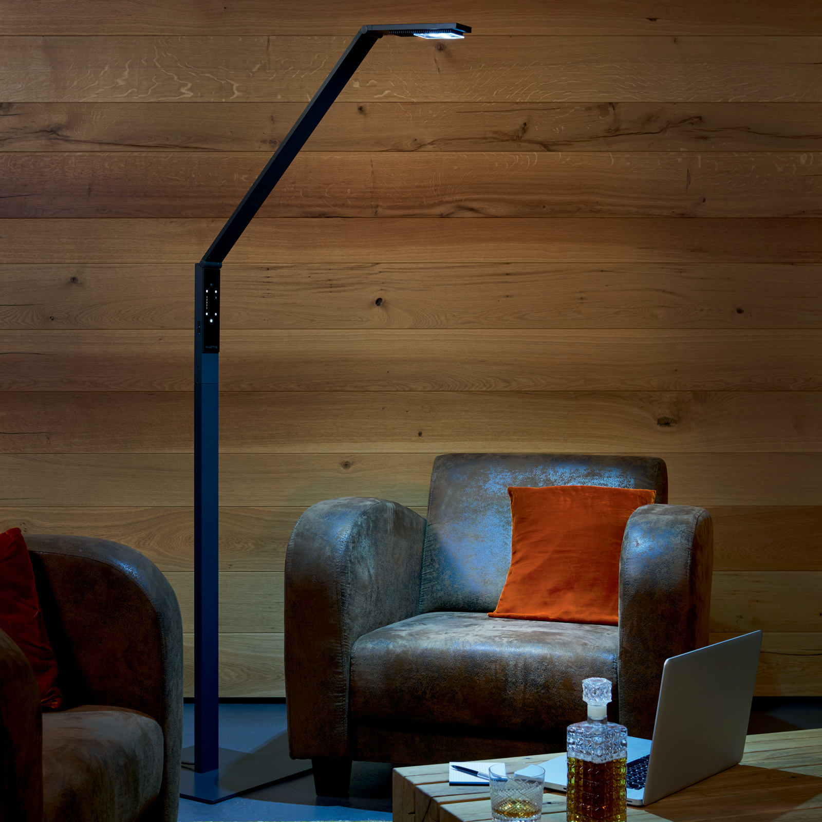 Luctra Floor Linear LED floor lamp black, for Workroom / Office, aluminium, zinc, steel, glass, plastic, 10.5 W, energy efficiency: A+, L: 70 cm, W: 38 cm, H: 190 cm