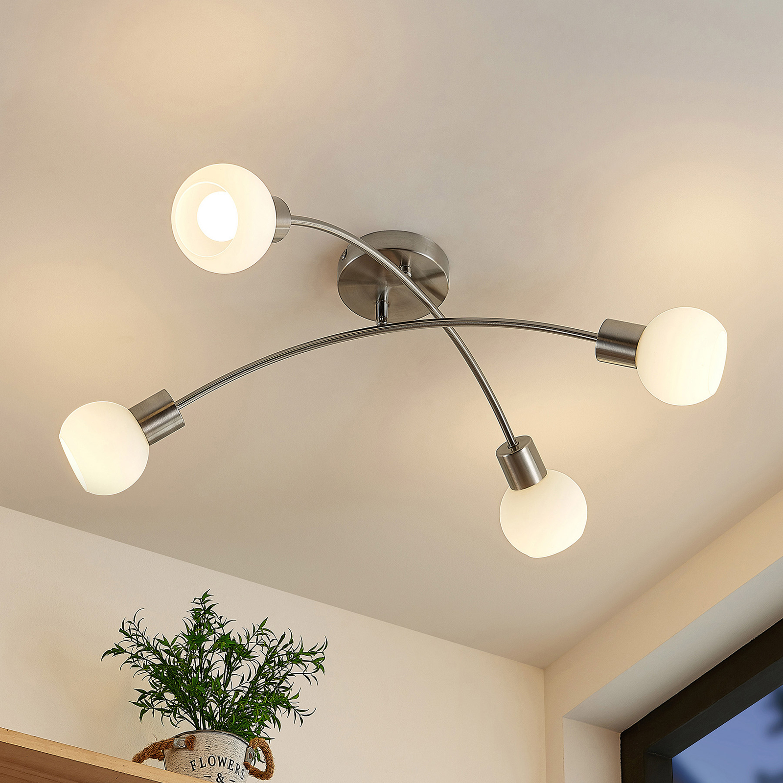 Lindby Lioma plafondlamp, 4-lamps, nikkel
