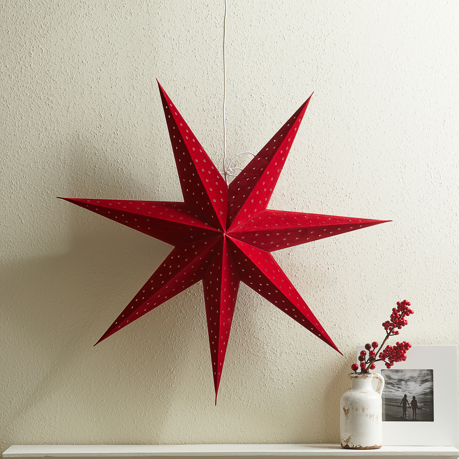 Star Clara for hanging, velvet look Ø 75 cm, red
