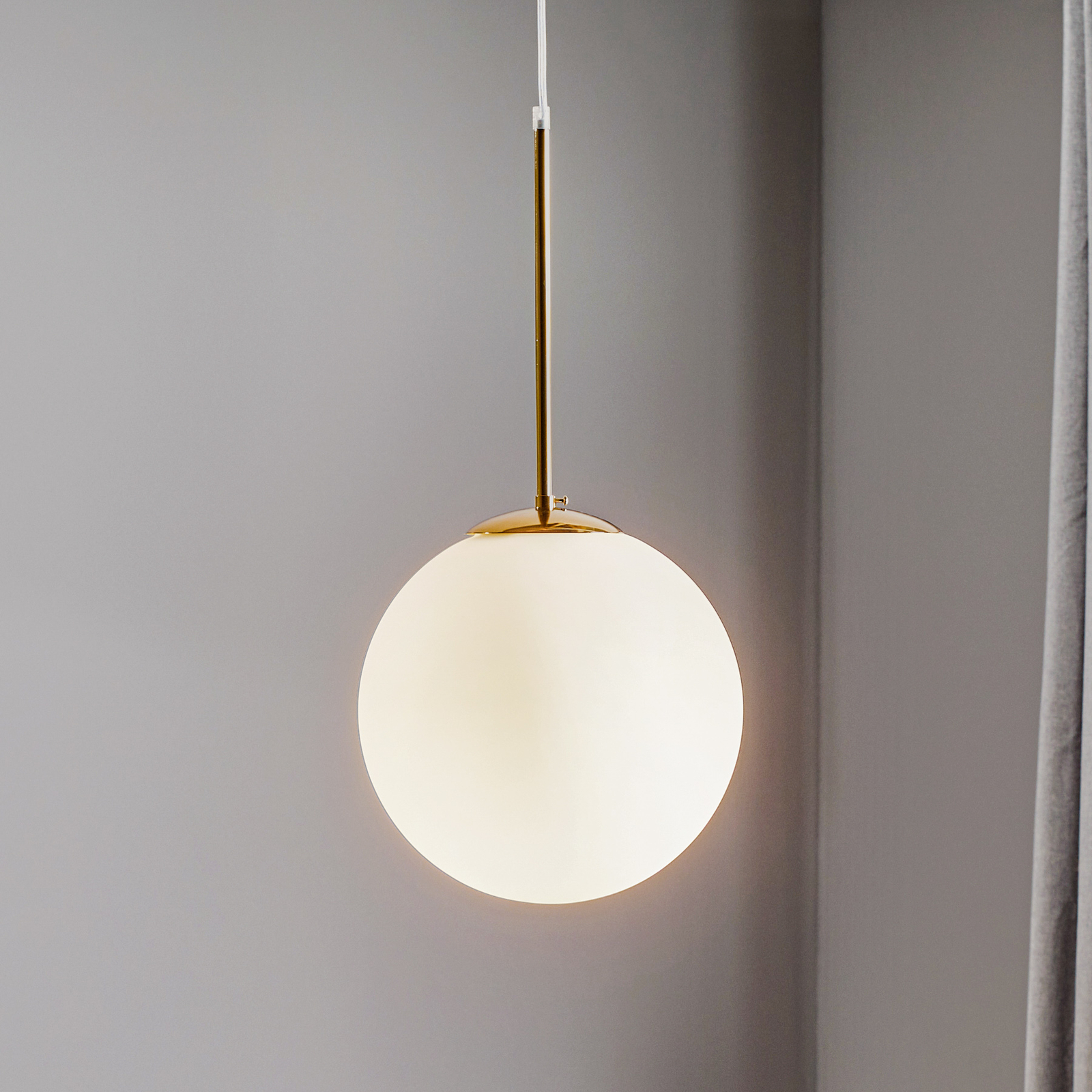 Suspension Bosso à 1 lampe, blanche/dorée 30 cm