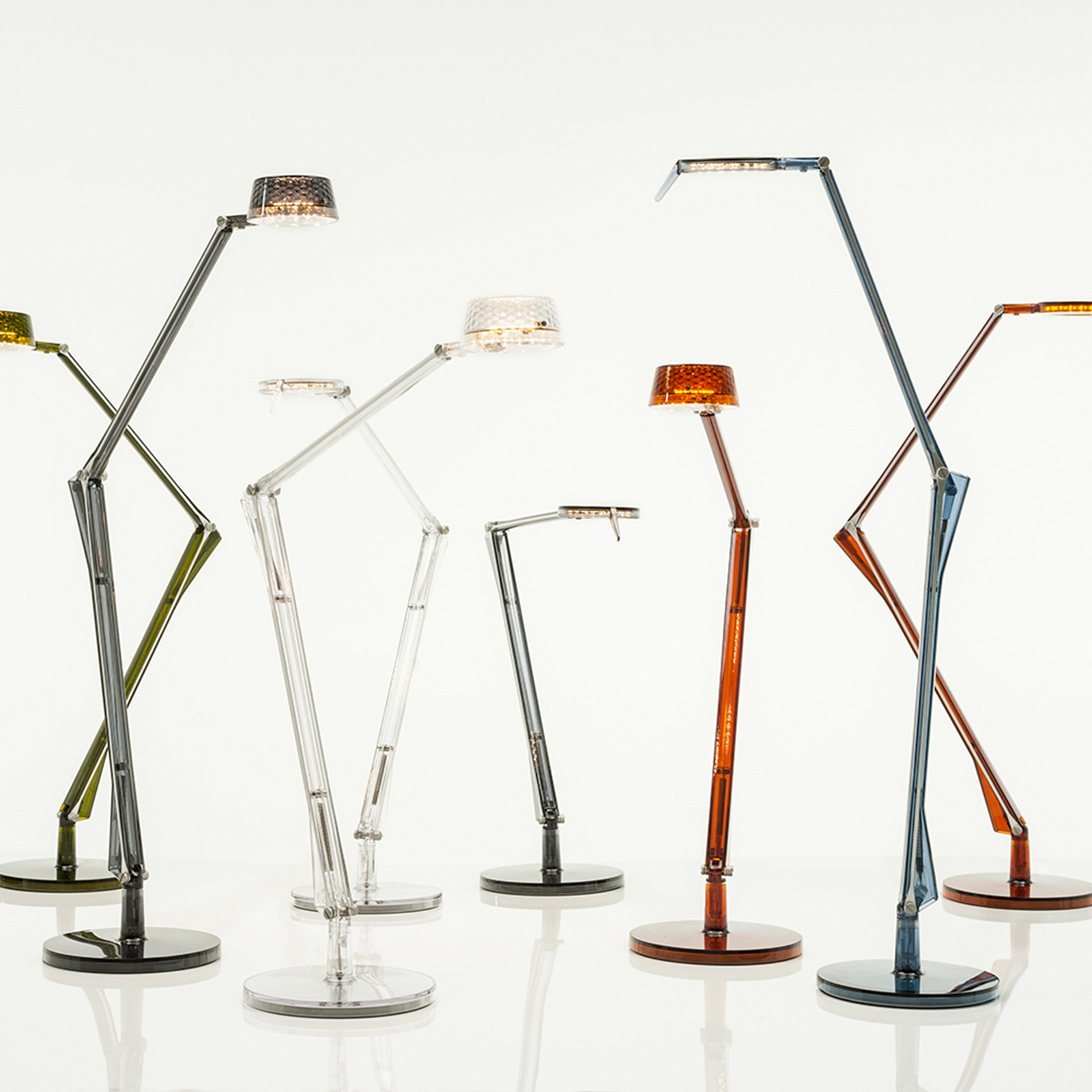 Aledin Tec Bordslampa Smoke - Kartell