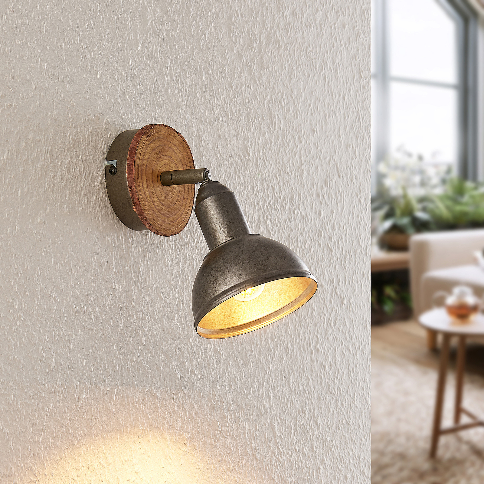 Lindby Nesrin ceiling spotlight wooden disk 1-bulb