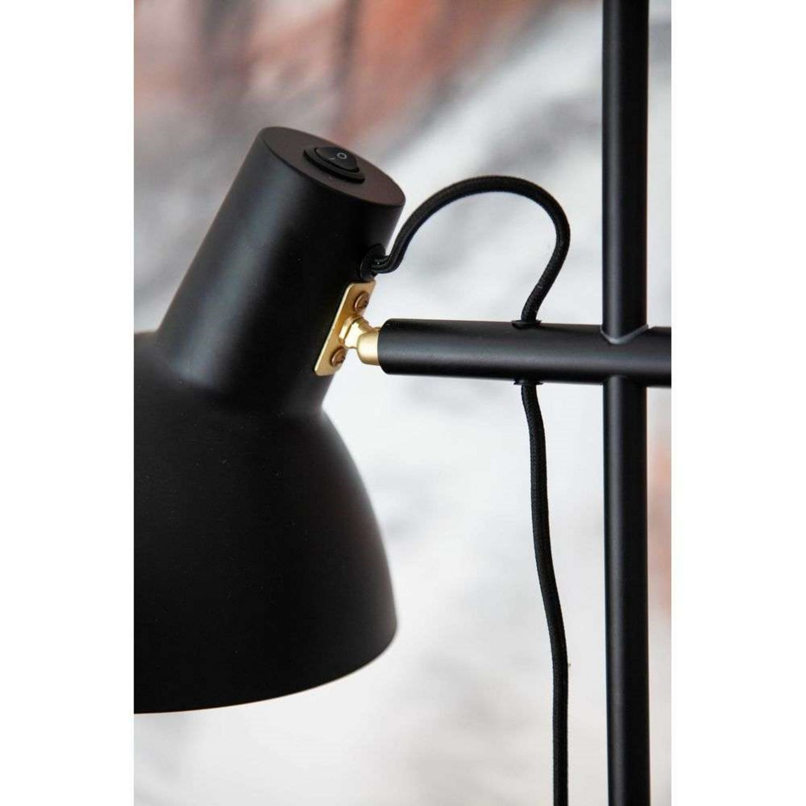 Metropole Golvlampa 2 Black Halo Design - Vardagsrum - Metall