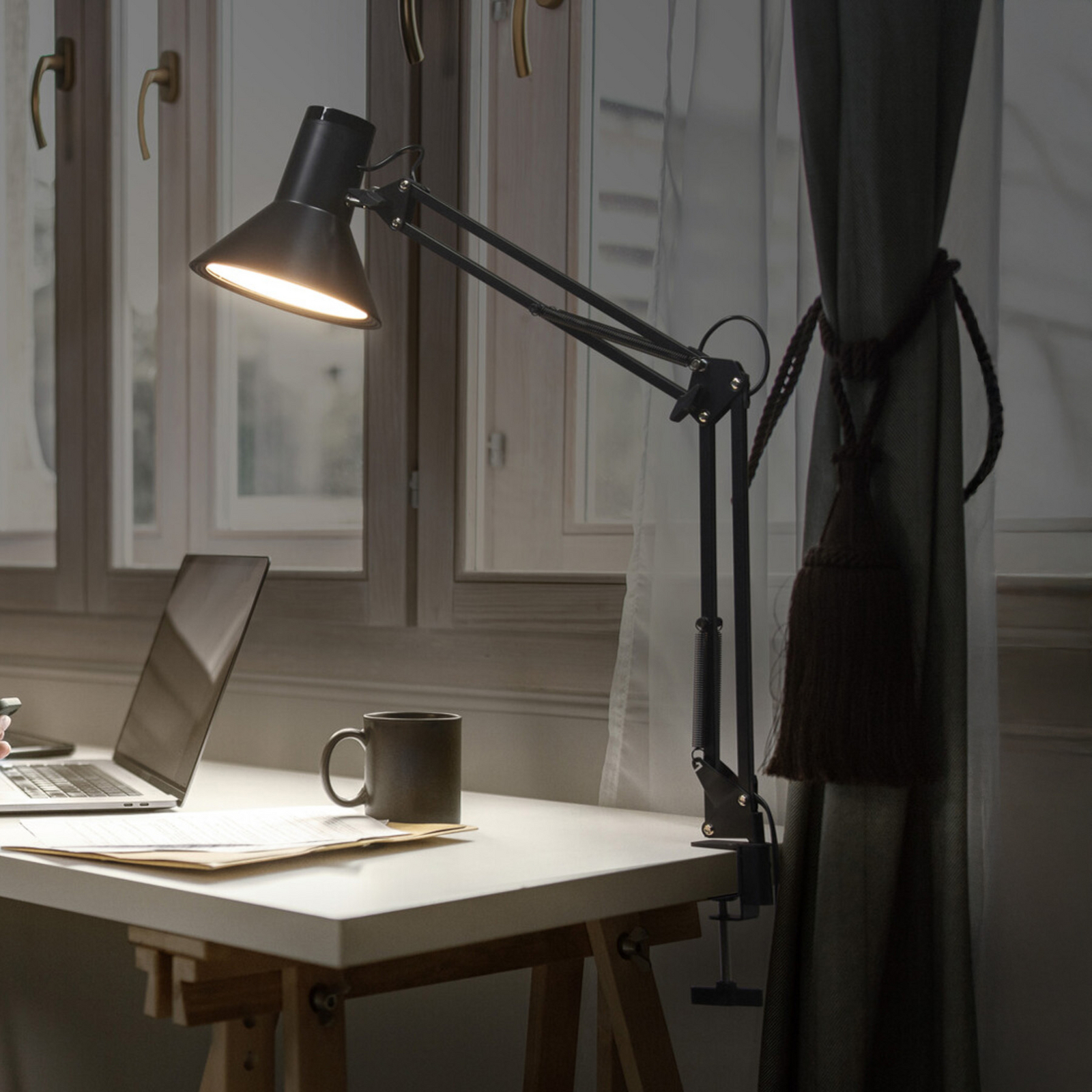 OSRAM LED klemlamp Office Line Desk Retro zwart 3.000K