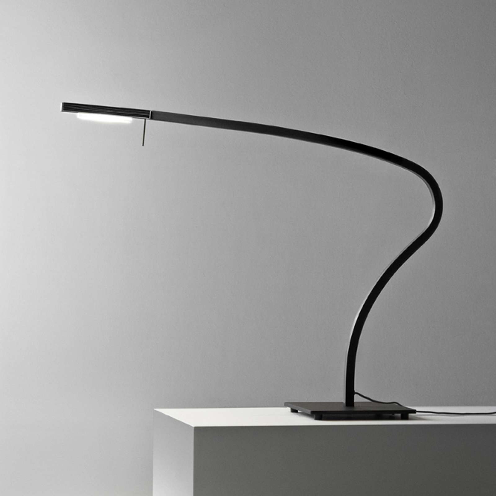 Prandina Paraph T3 LED table lamp dimmable black