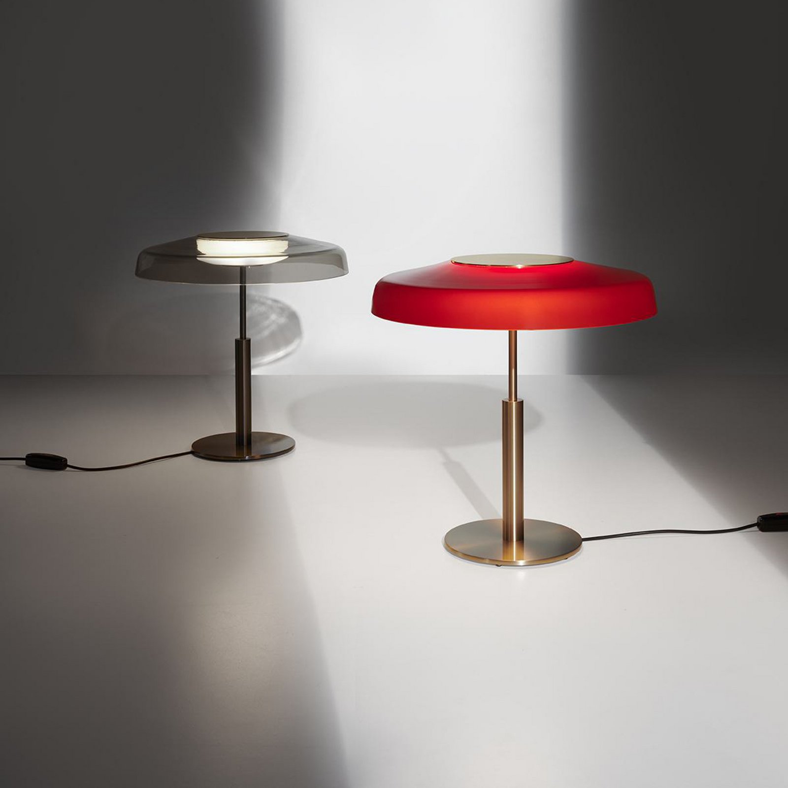 Oluce LED table lamp Dora, gold, red, metal, PMMA