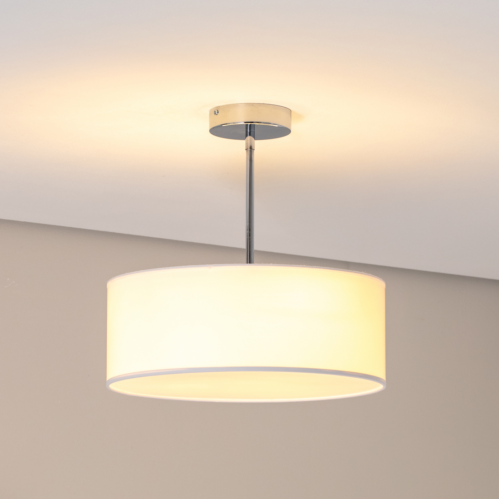 Oja loftlampe, hvid/krom, tekstil, Ø 40 cm