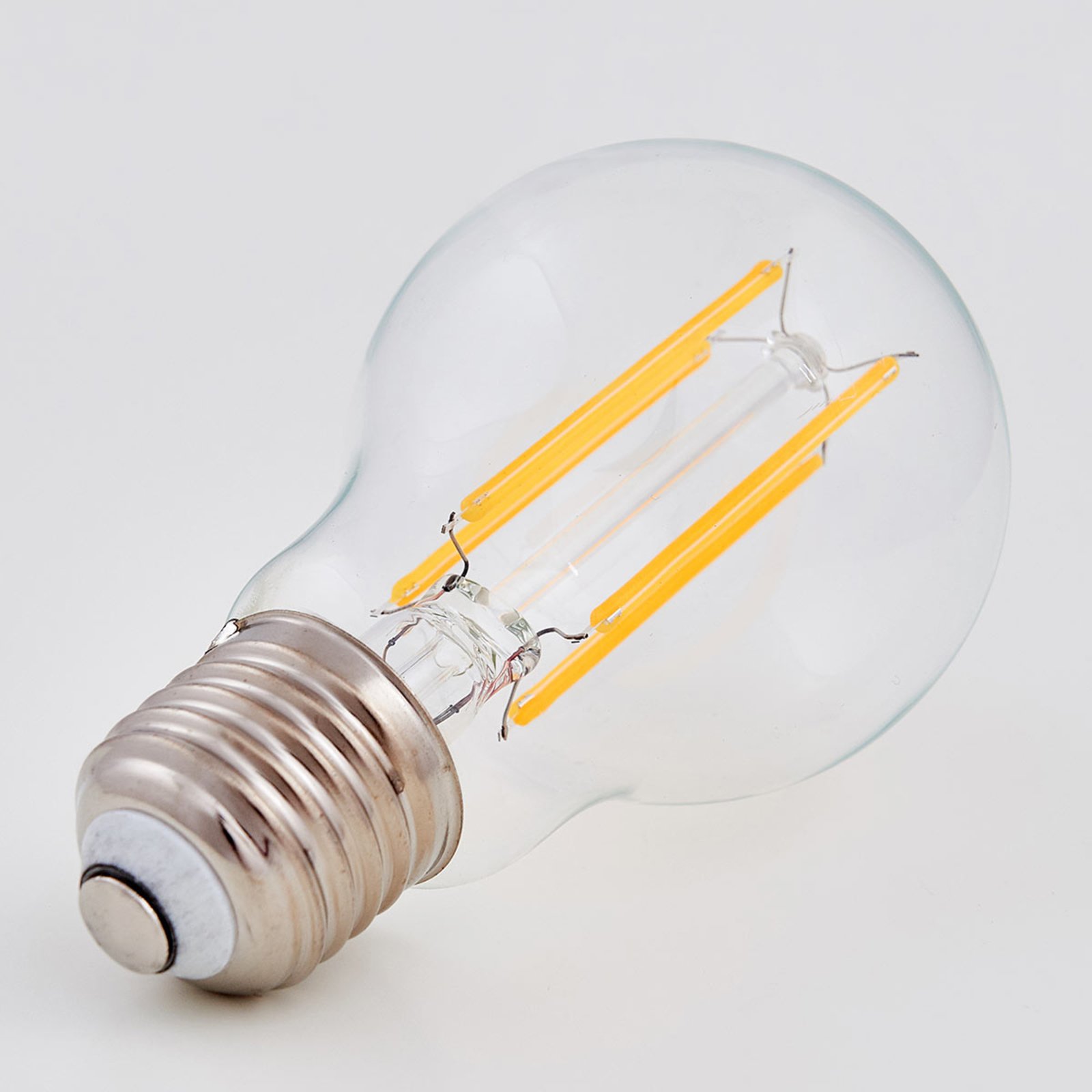 E27 LED-lamppu filamentti 7W, 806 lm, 2700K kirkas