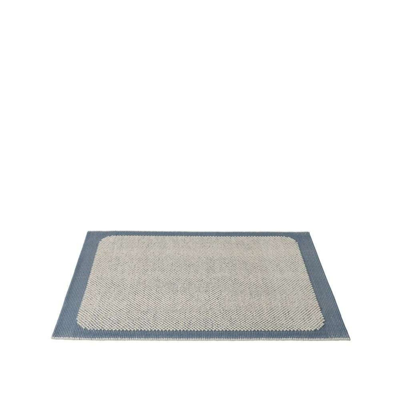 Pebble Rug 170x240 Pale Blue - Muuto