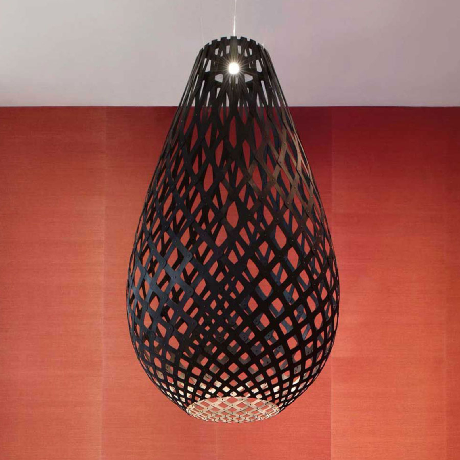david trubridge Koura pendant lamp, 75 cm, black