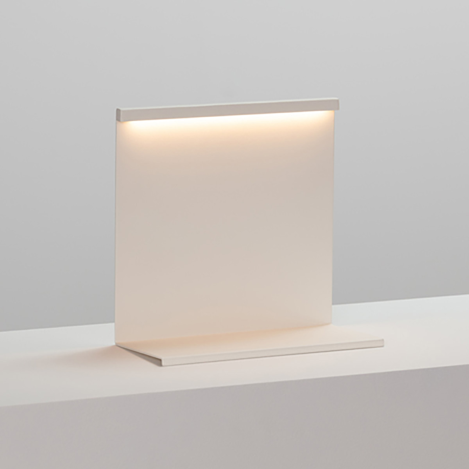 HAY LBM lámpara de mesa LED, atenuador, crema