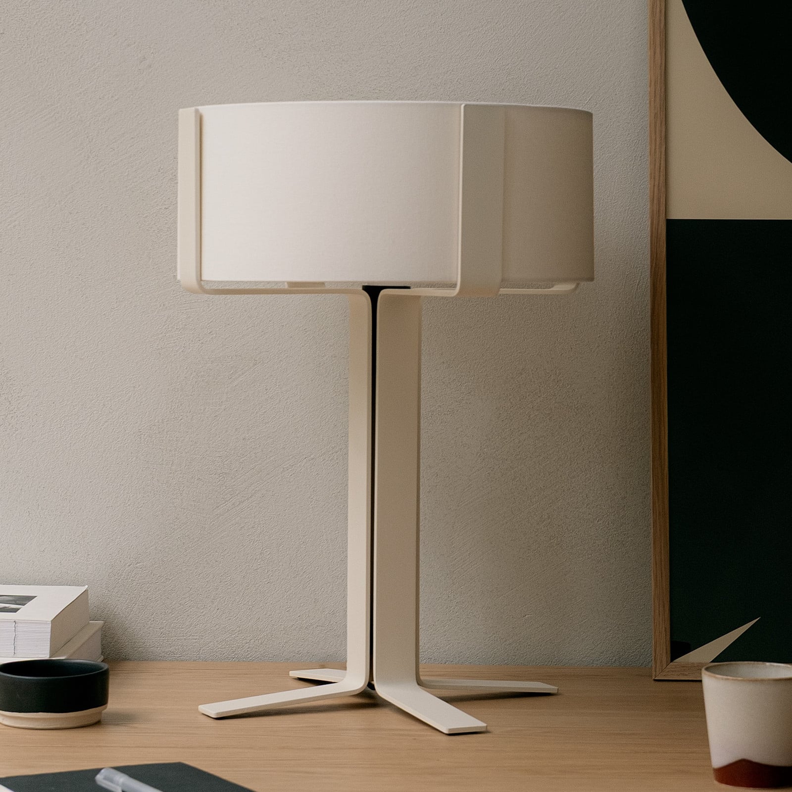 OKOLO bordlampe, hvit, 50 cm, metall/tekstil, E27-LED – GRUPA - Stue - Moderne - Stoff / Tekstil - Med en lyskilde