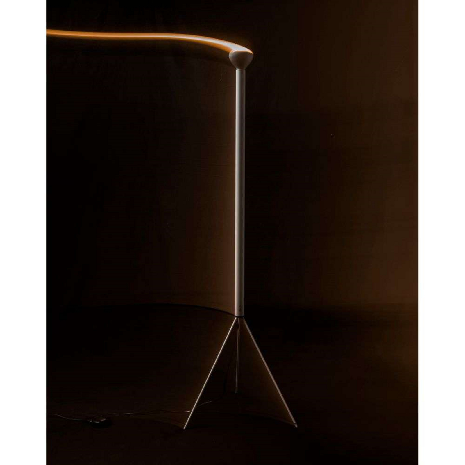 Luminator Floor Lamp White - Flos