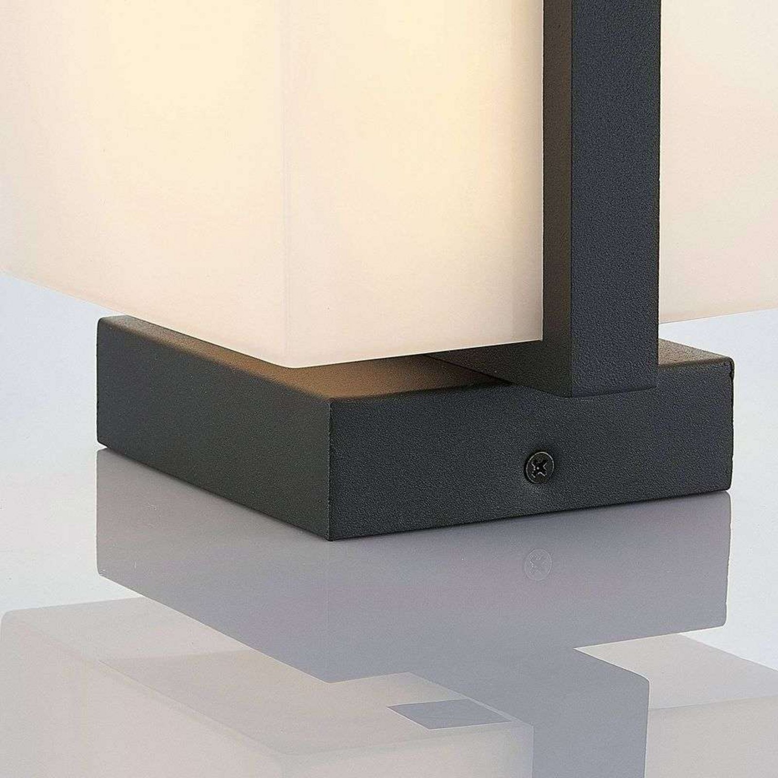 Auron LED Aplica de Exterior Dark Grey - Lindby