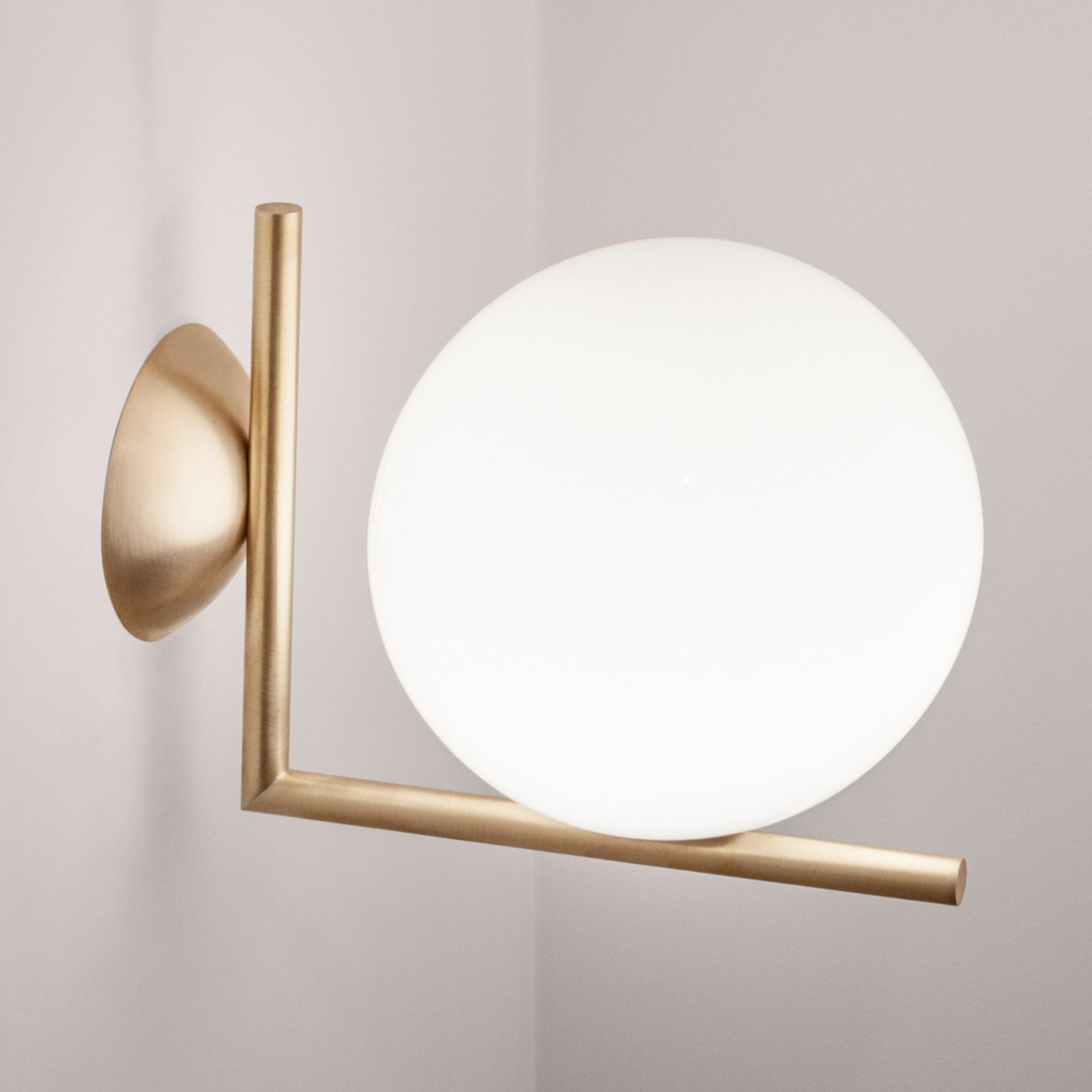 IC C/W1 Wall Lamp/Ceiling Lamp Brass - Flos