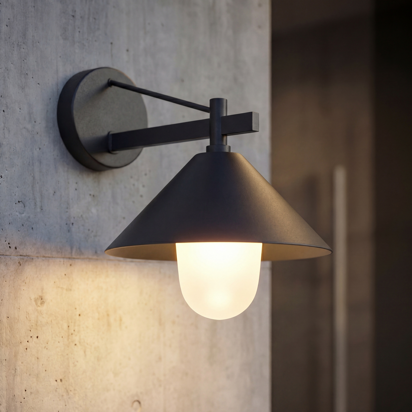 Lucande utomhusvägglampa Kiyogi, svart, 31 cm, E27, IP65