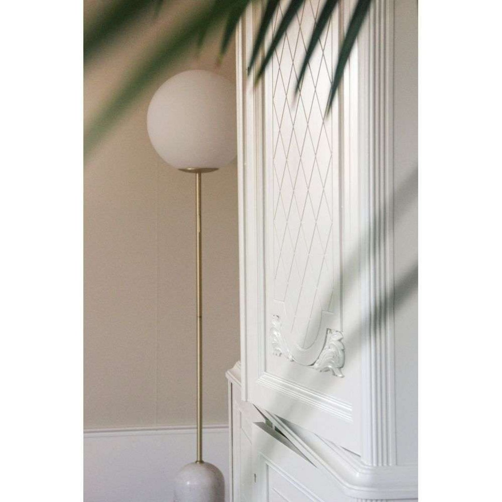 Candeeiro de pé Torrano Branco - Globen Lighting