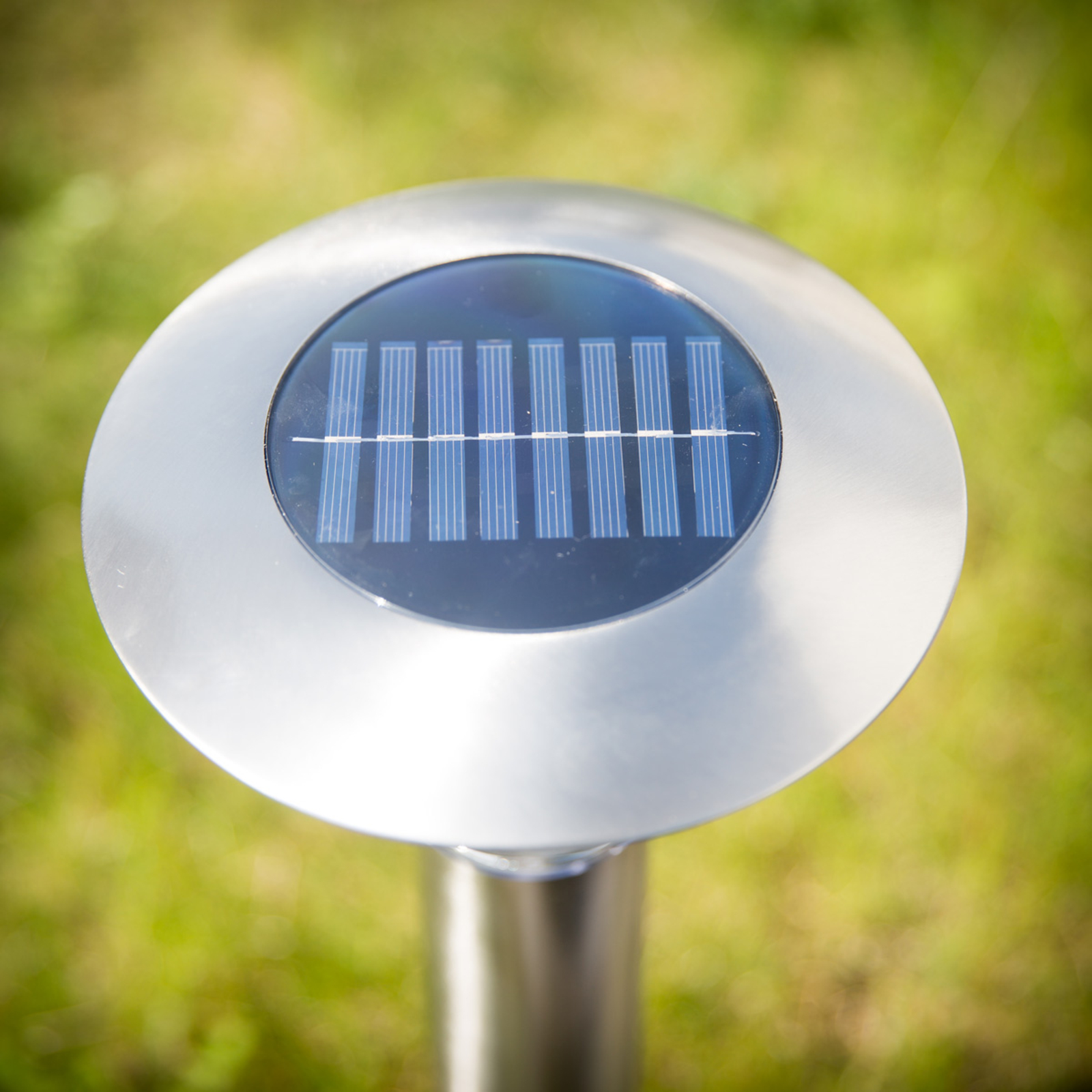 Jordspydlampe Jolin med LED-lys, solcelledrevet