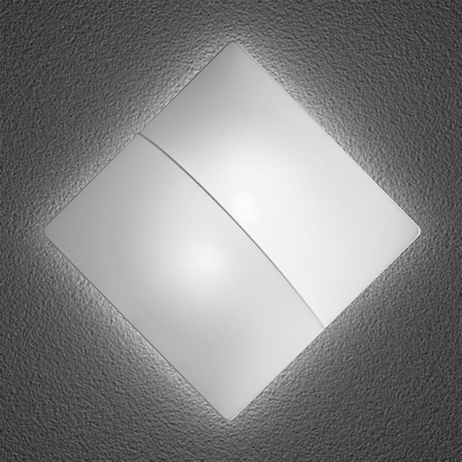 Nelly S - firkantet vegglampe med stoff, 60cm