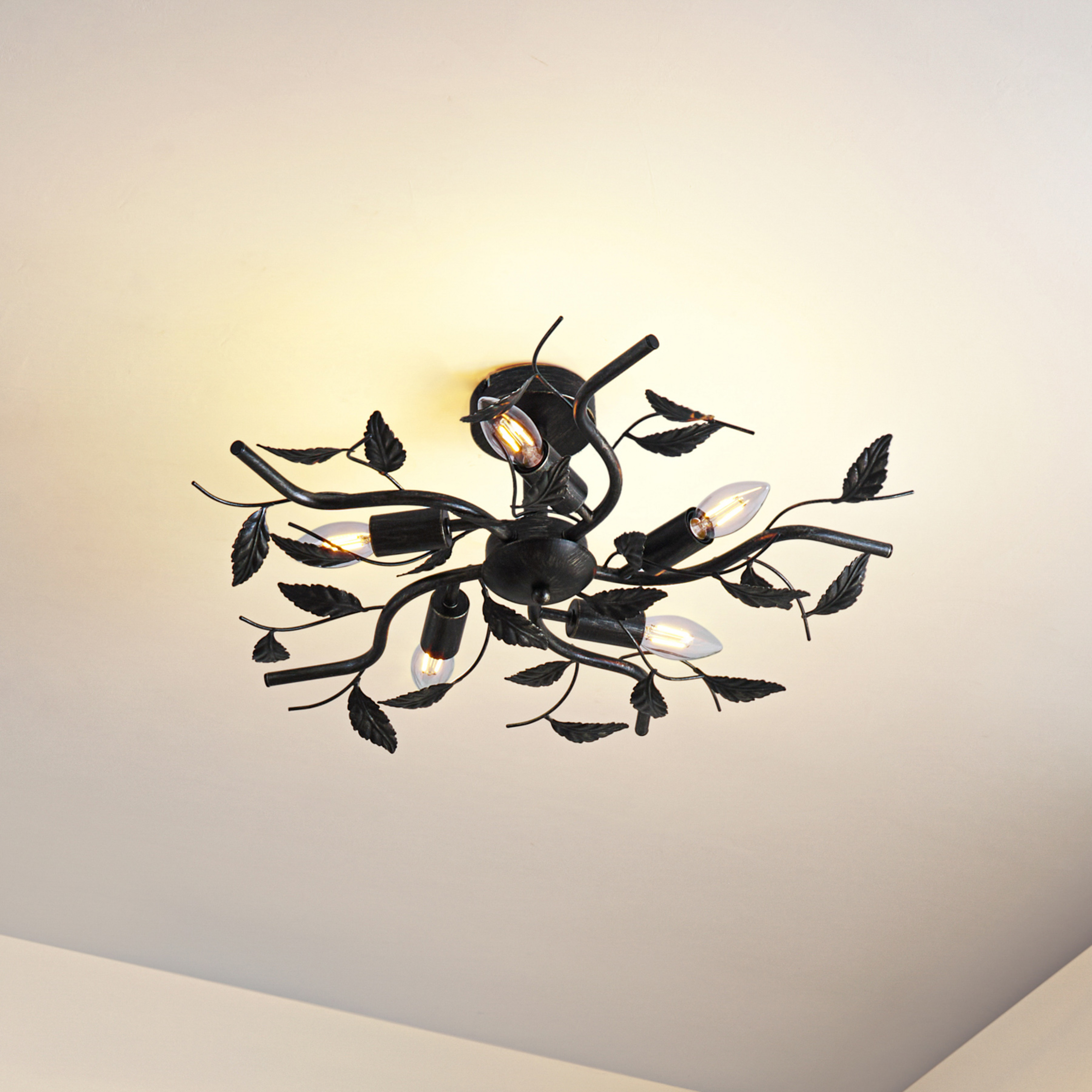 Lindby Deckenlampe Yos, 5-flg., 58 cm, schwarz-gold, E14