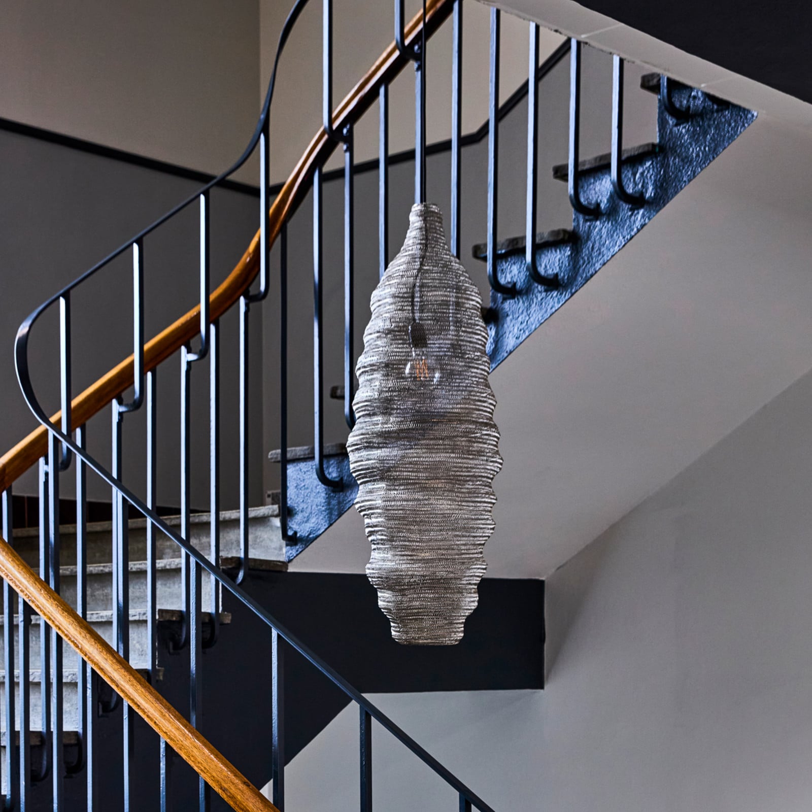 Mesh pendellampe sølv jern Ø 30 cm House Doctor - Stue - Design - Metal - Med én lyskilde billede