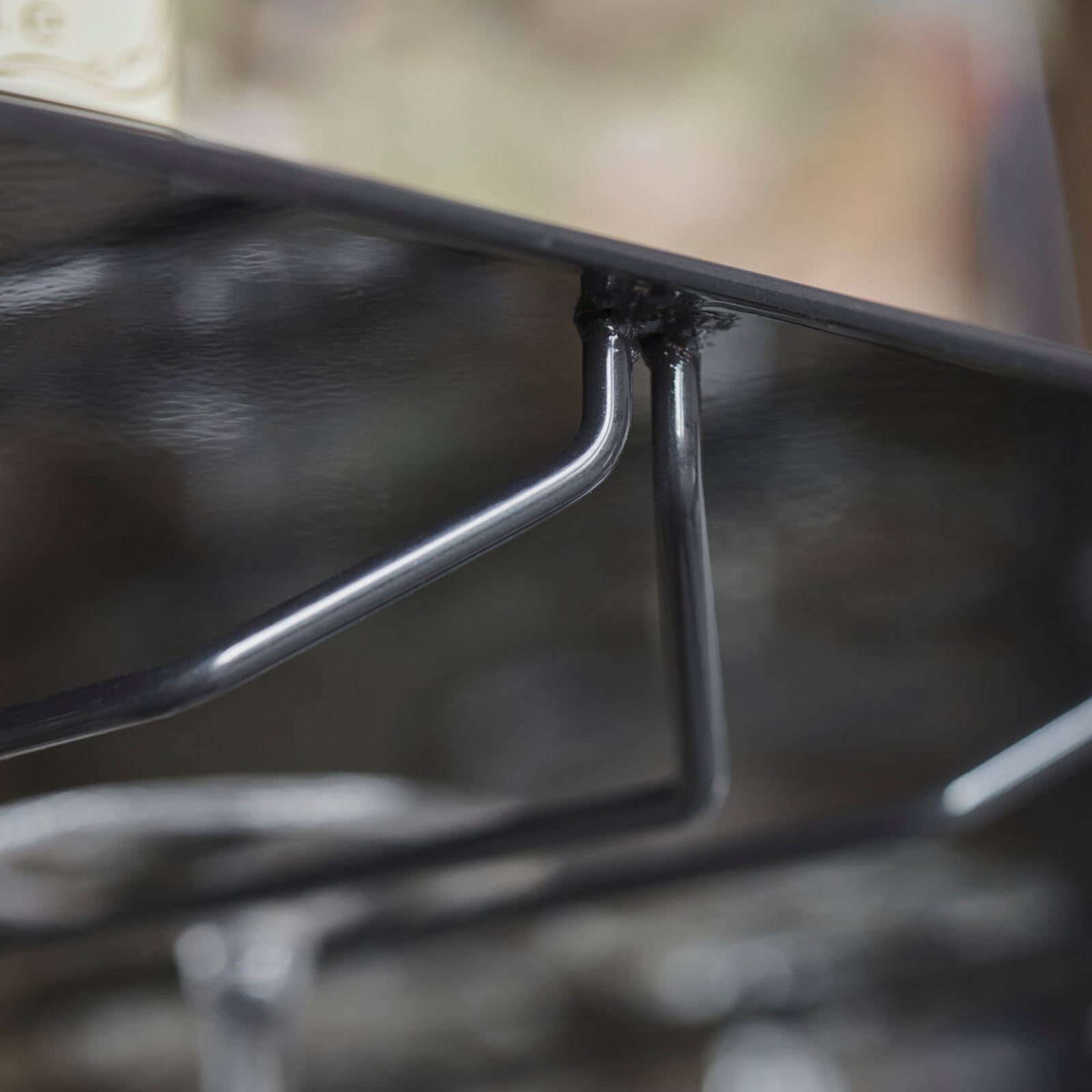 HDFari wijnglasrek, zwart, 85 cm, metaal - House Doctor HDFari wijnglasrek, zwart, 85 cm, metaal - House Doctor