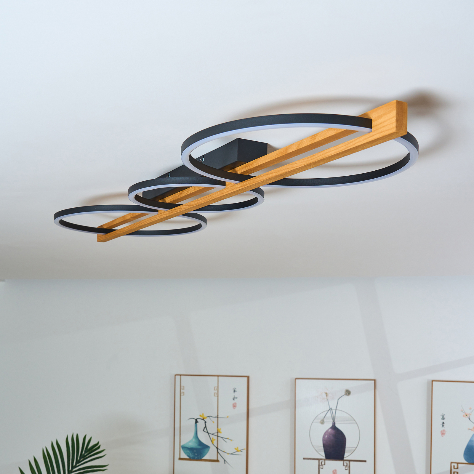 LED stropné svietidlo Tovak, borovica, dĺžka 114,8 cm, 3-svetelné, drevo