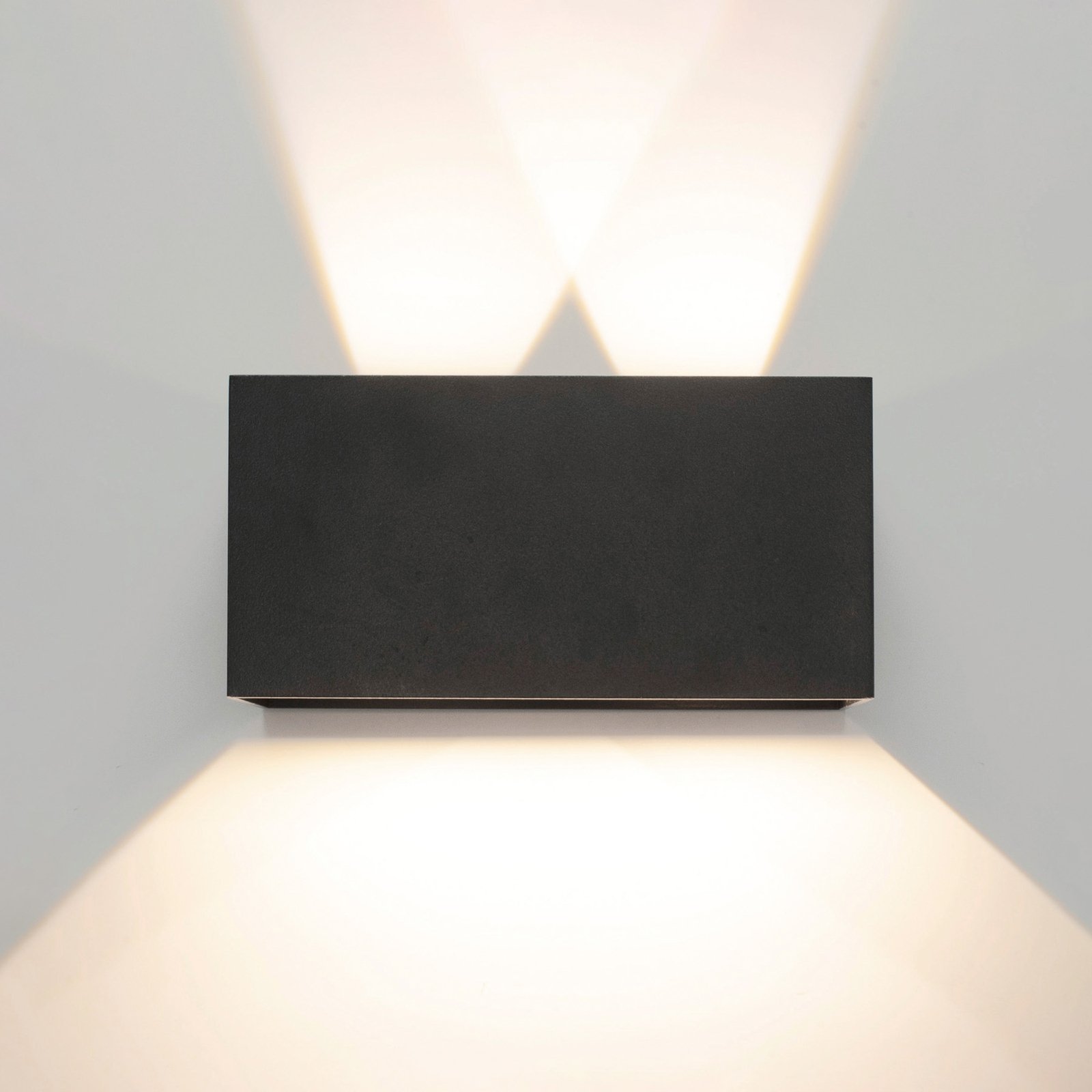 LED āra sienas lampas Davos dubultā, pelēkas, aptumšojamas, alumīnija