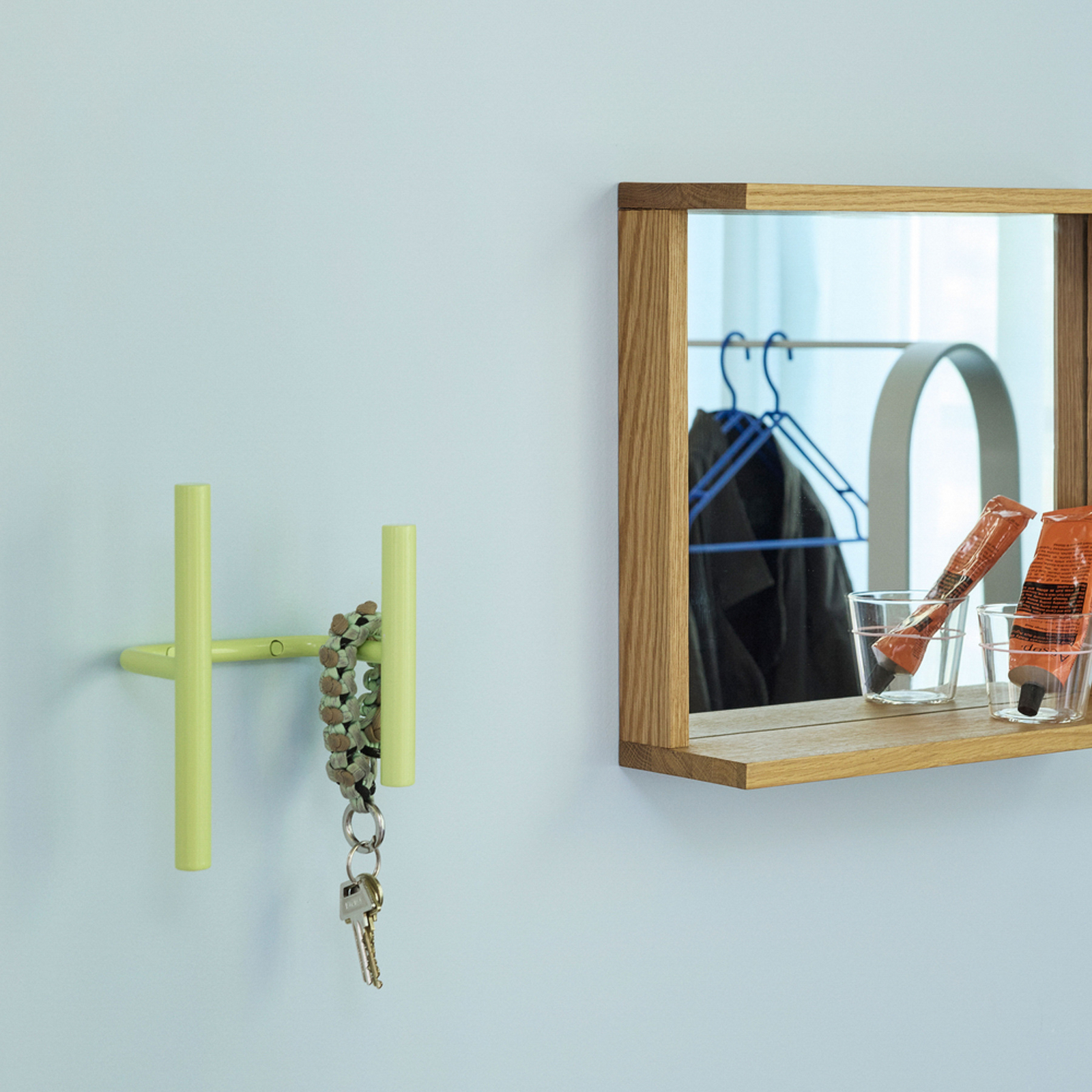 Base fali tükör, világos tölgy, magasság 50 cm – Hübsch