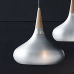 FRITZ HANSEN Orient P2 pendant aluminium/oak Ø 34 cm