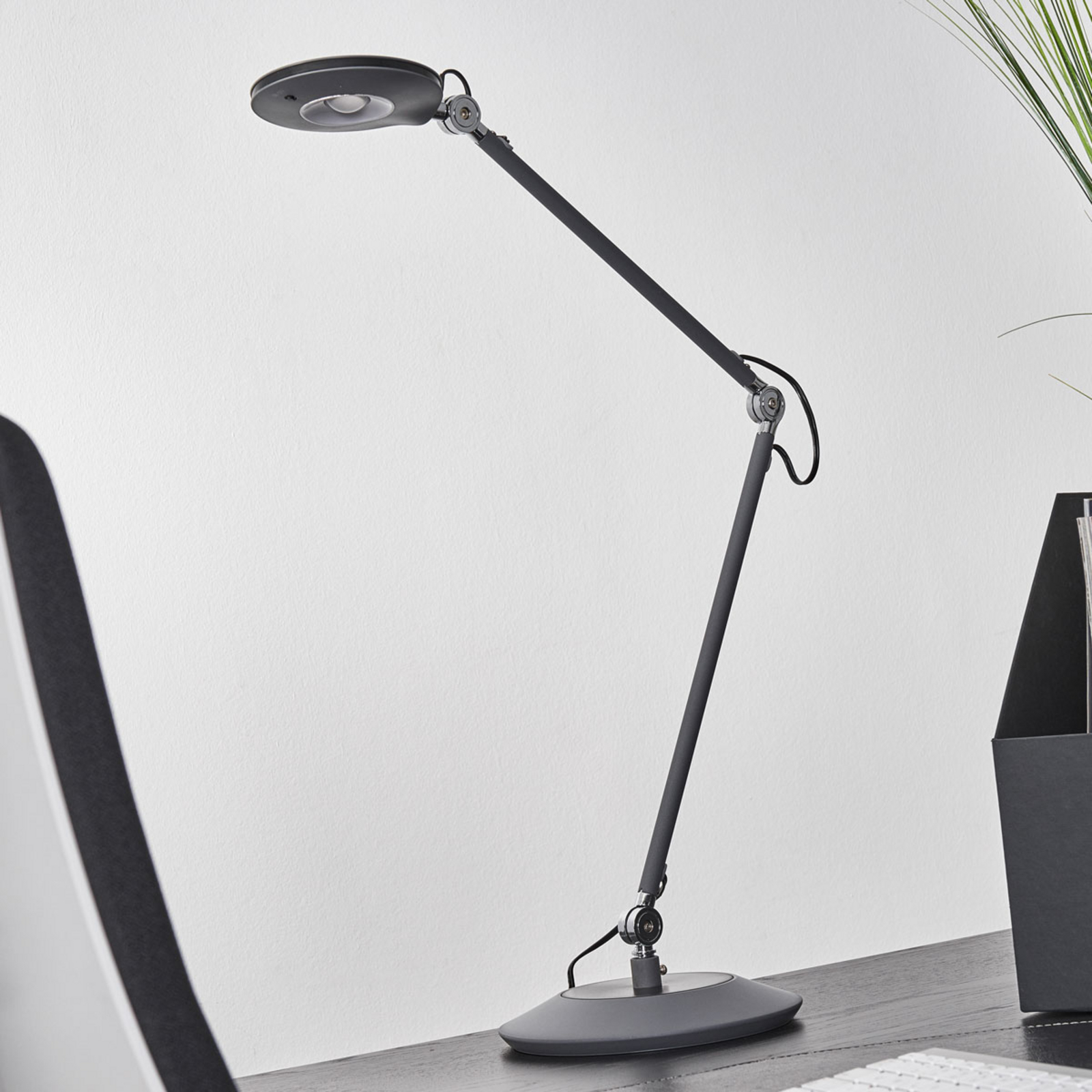 lampe-poser-led-roderic-anthracite-luminaire-fr
