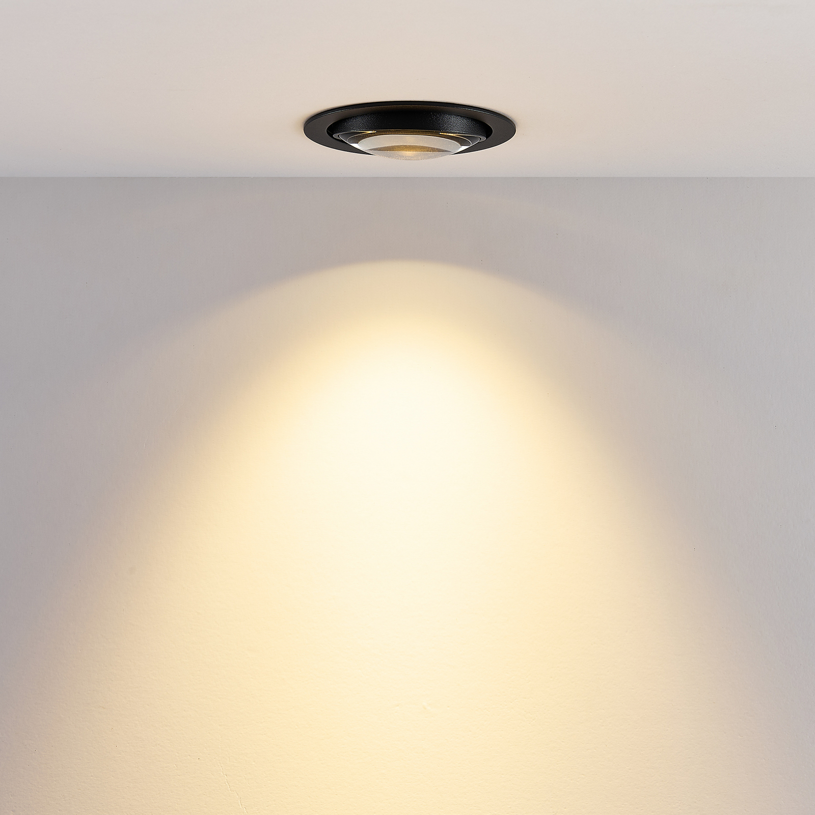Indbygget loftlampe med LED MAG MINI, sort, Ø 10 cm, CCT 18 V