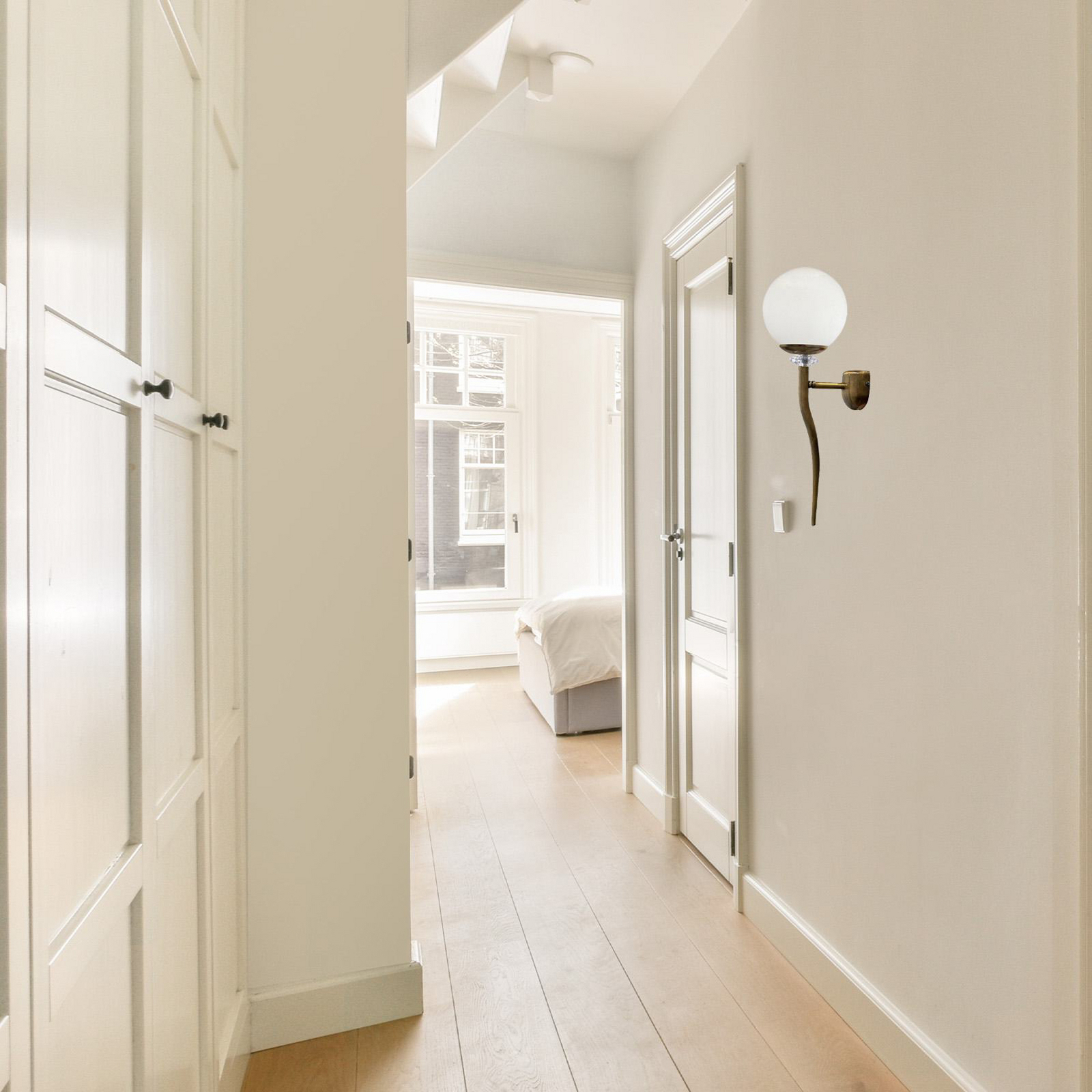 Glory vägglampa, mässing, metall, höjd 47 cm