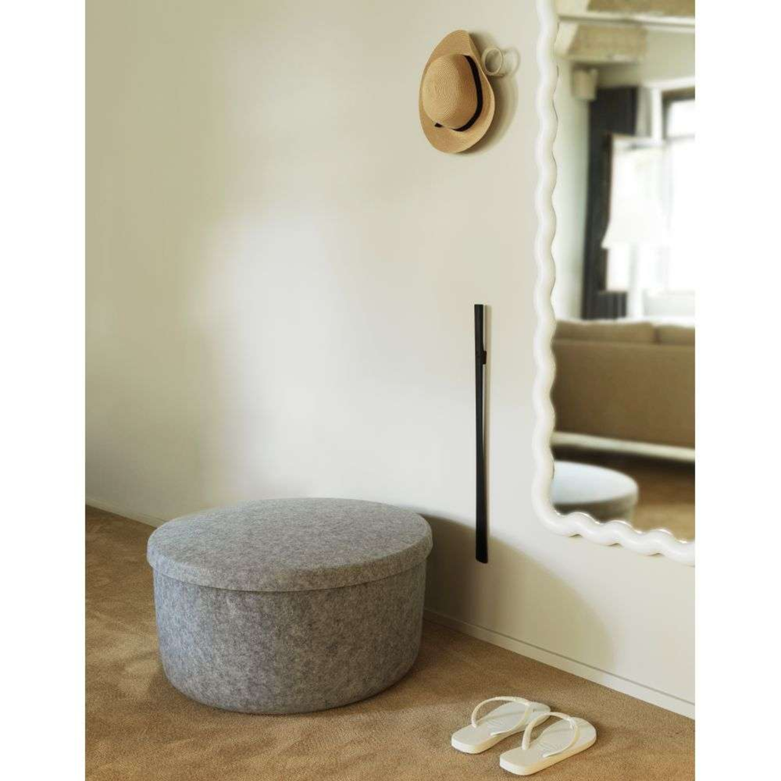 Hide Storage Pouf Large Sand - Normann Copenhagen