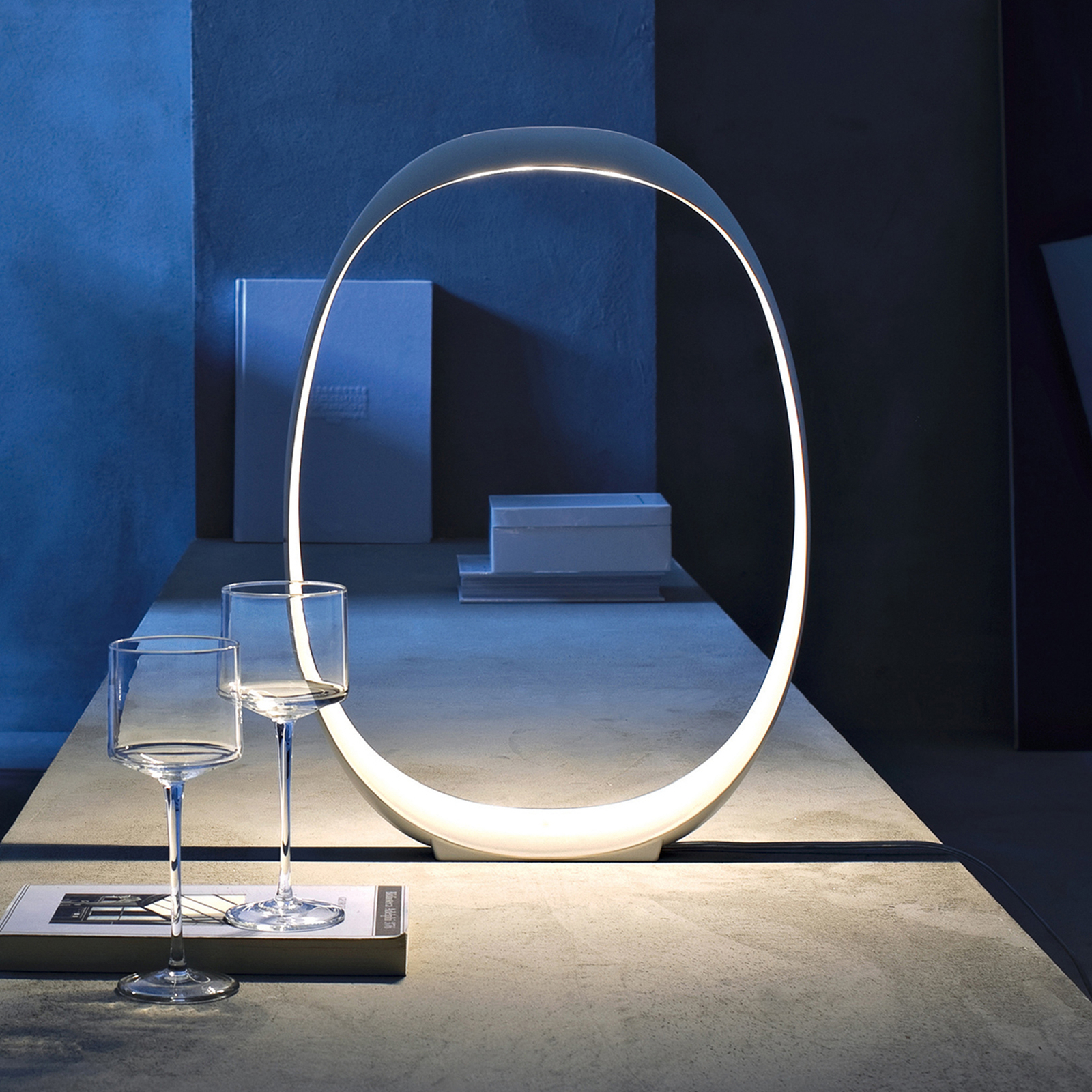 Foscarini Anisha LED-Tischleuchte mit Touchdimmer
