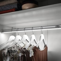 Barra LED appendiabiti con sensore, 60 cm