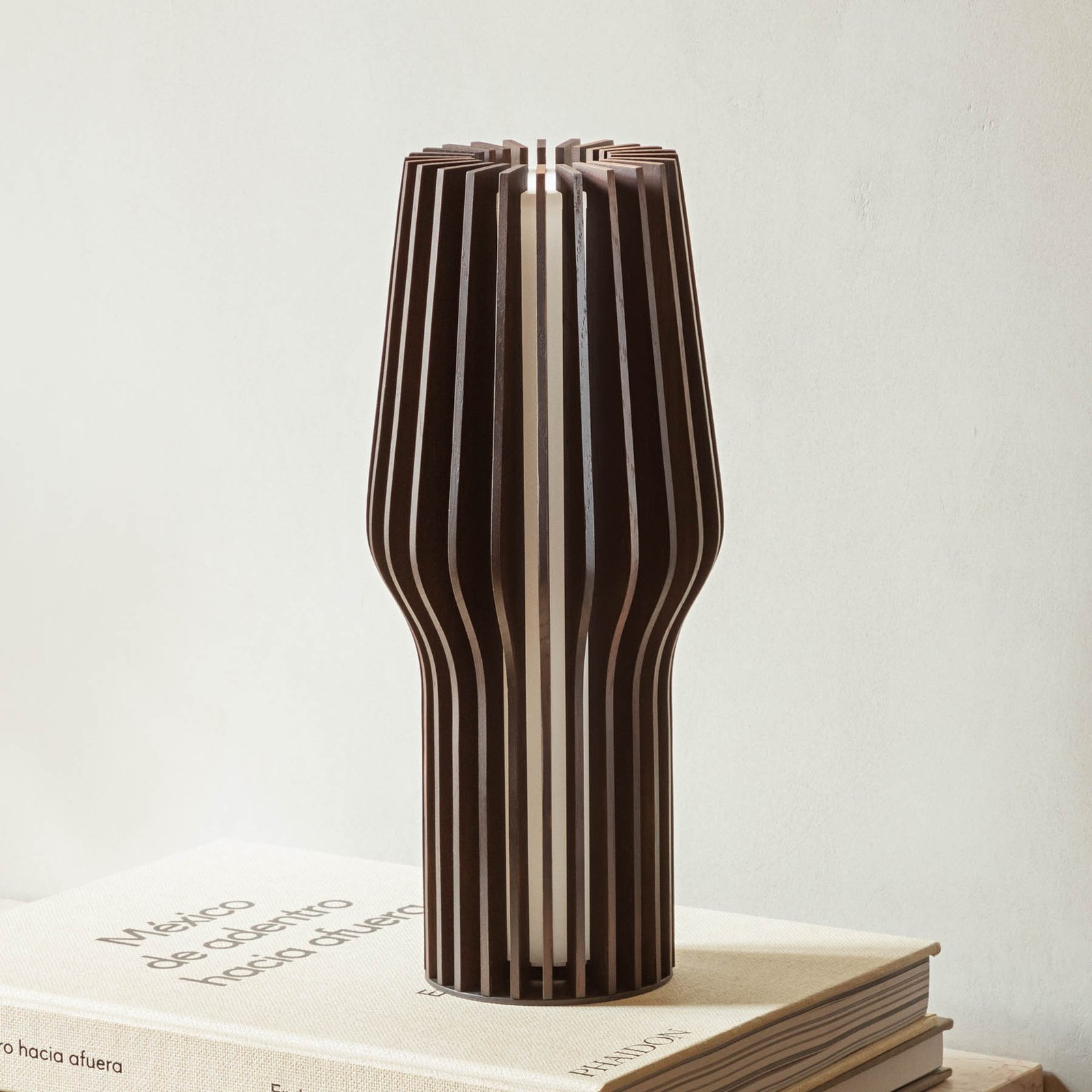Radiant Portable Tischleuchte Smoked Oak - Eva Solo